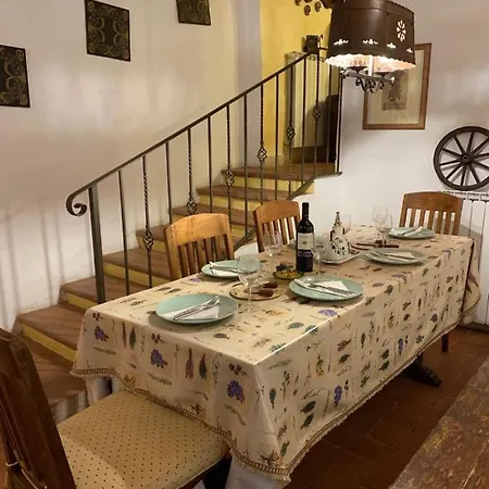 Διαμέρισμα Maidalchini House *